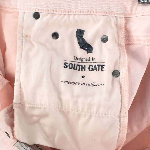 Adriano Goldschmied The Bryn Jean Short Pink Distressed Cut Off Sz 28R - Picture 9 of 10